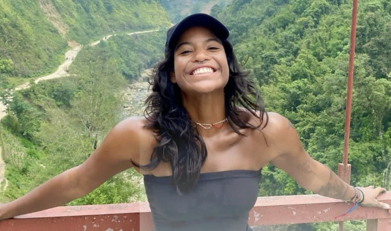 Brasileira cai em vulcão na Indonésia: resgate de turista em Mount Rinjani