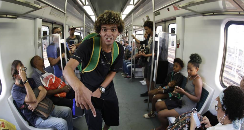 Rapper MC Estudante é denunciado por agressão e cárcere privado